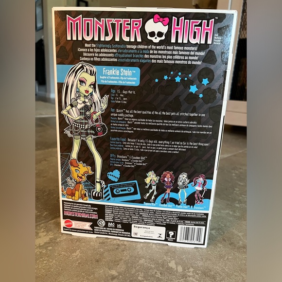 MONSTER HIGH FRANKIE STEIN 2022  NWT - Picture 5 of 5